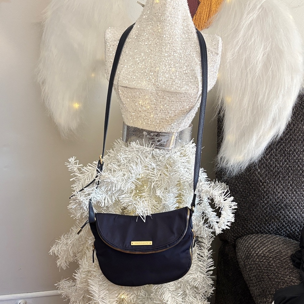 Nwot Vince Camino Bag